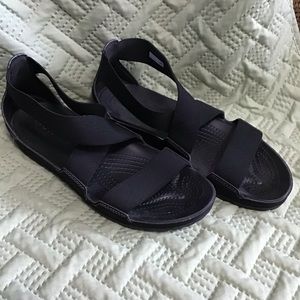 Crocs women’s Anna Ankle Strap Gladiator Sandal